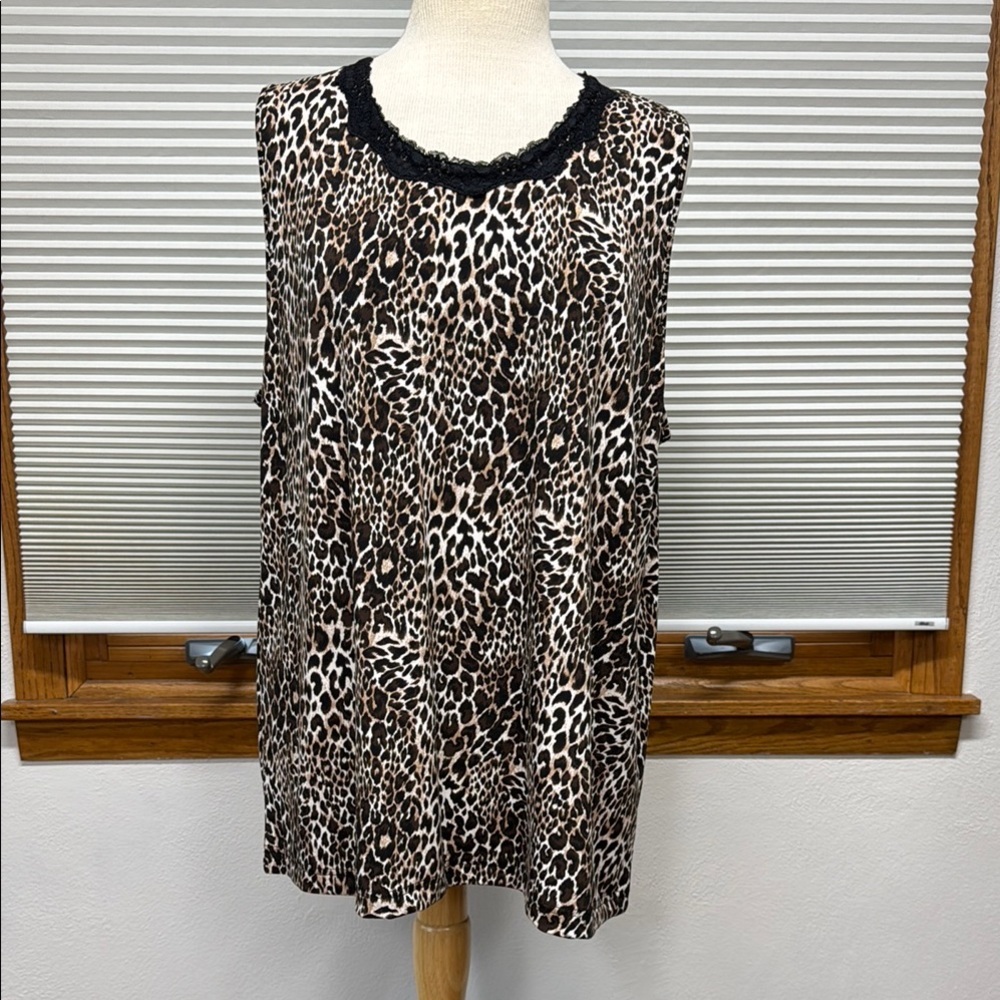 Maggie Barnes NWT Leopard Print Lace Neckline Sleeveless Top Size 1X